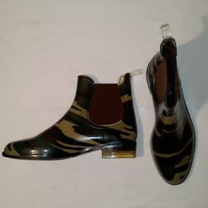 Women rain ankle boots camo pattern
